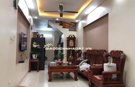 Bán nhà Trần Phú Hà Đông, hai mặt thoáng trước sau, ba bước ra phố, 55m2, hơn 10 tỷ